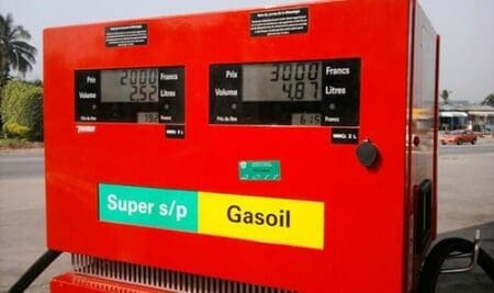 Côte d’Ivoire: Le prix de l’essence super fixé à 570 Fcfa le litre, en baisse de 23 Fcfa