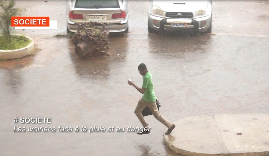 Les ivoiriens face à la pluie et au danger