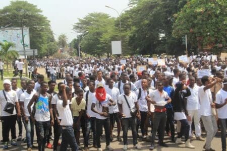 Echauffourées entre élèves et policiers à Abidjan