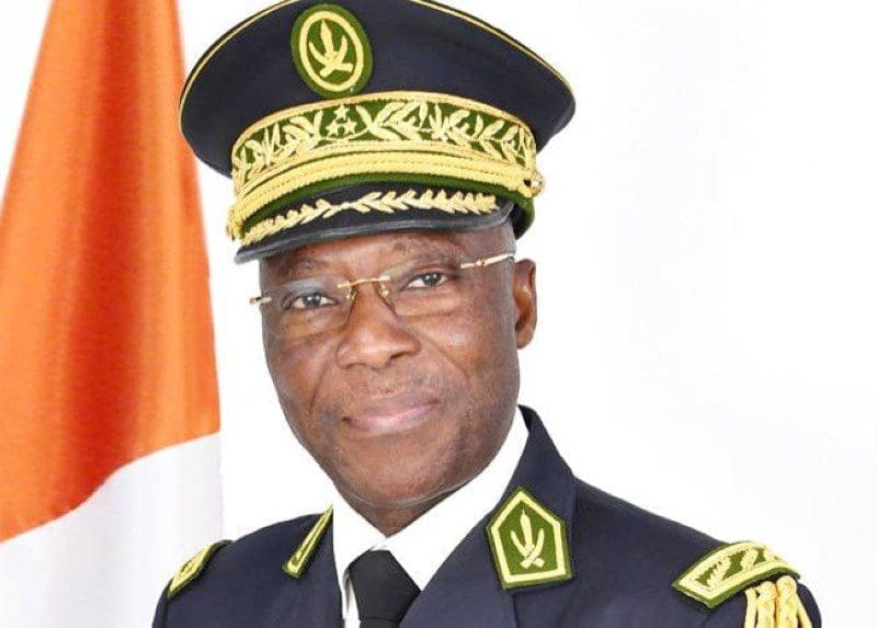 Le général DA Pierre Alphonse, directeur général des Douanes ivoiriennes. (Ph: Dr)La bonne gouvernance, c’est aussi la mise hors d’état de nuire des agents indélicats