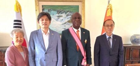 Après la cessation de ses fonctions au CSCTICAO : le Ministre BAMBA Cheick Daniel reçu par l’Ambassadeur de Corée