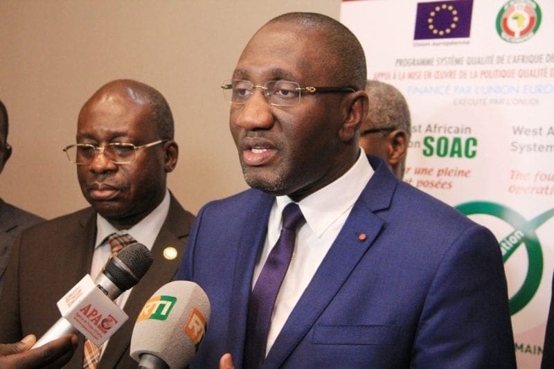 Saisie de 18 000 tonnes de riz avarié au Port d’Abidjan, le processus de destruction déclenché